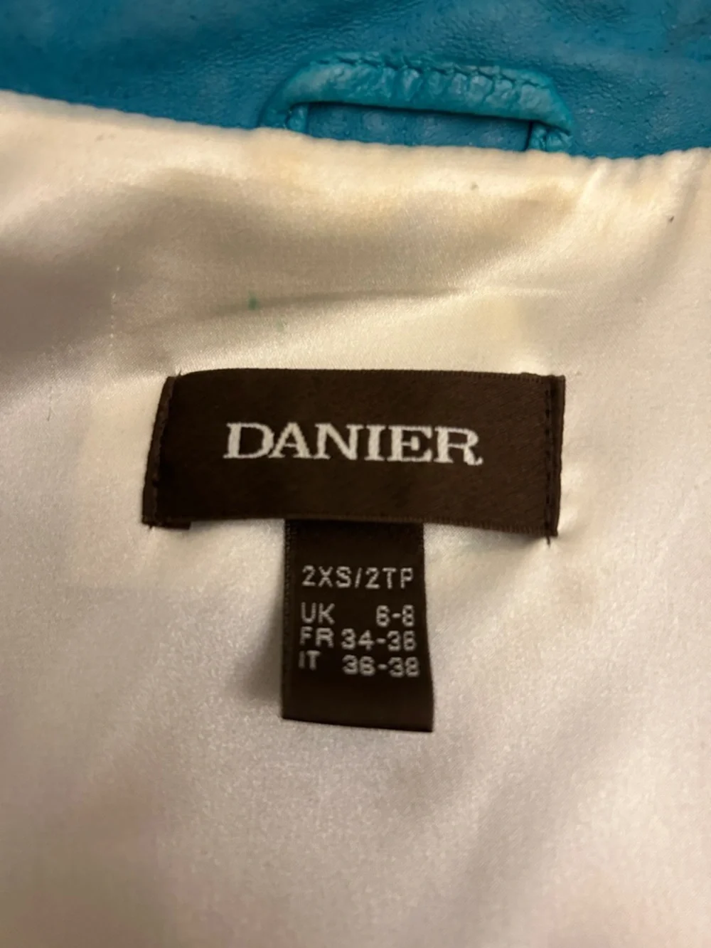 🩵Danier Leather Moto Jacket 2XS in Teal colour - Picture 7 of 12